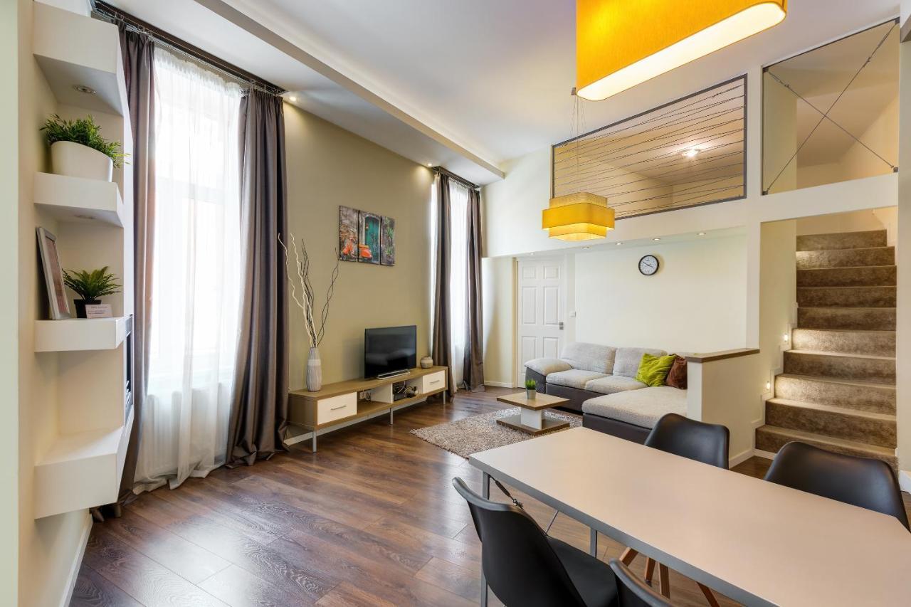 Spacious & Stylish Apartment In Downtown Budapest Exterior foto