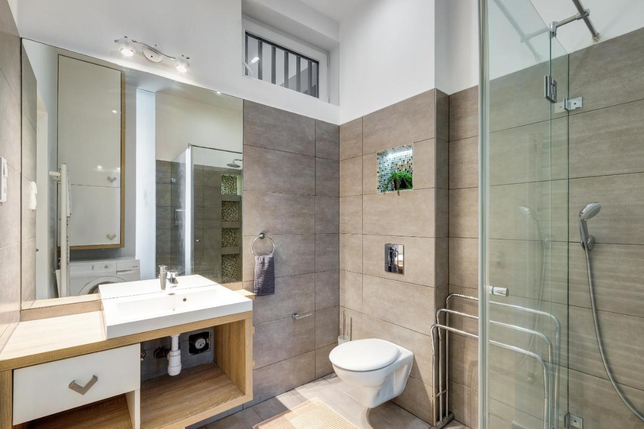Spacious & Stylish Apartment In Downtown Budapest Exterior foto